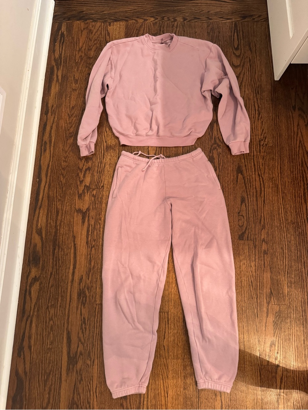 SKIMS Dusty Pink Sweatshirt & Joggers Set